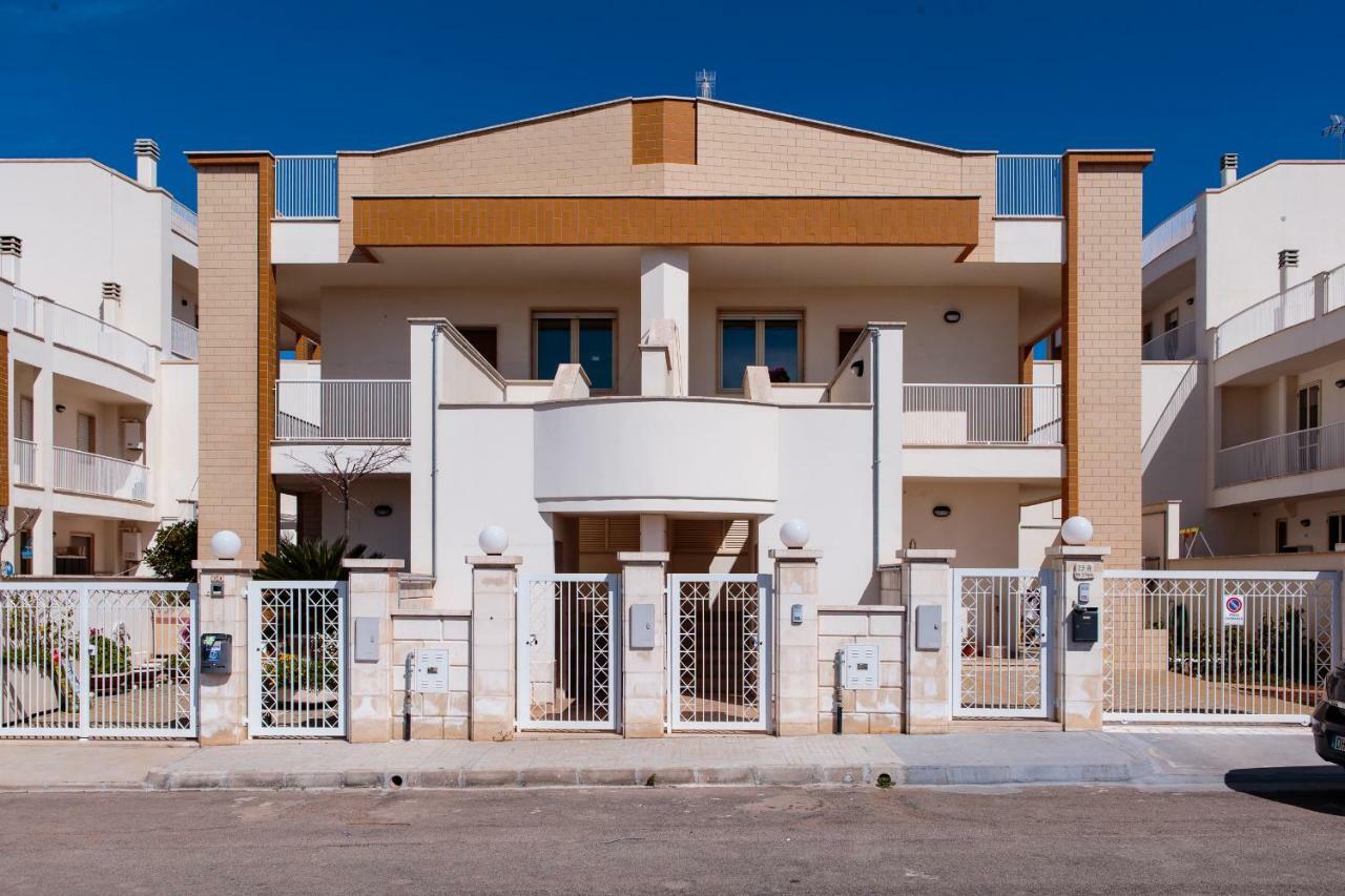 Вилла Complesso Casamica Парабита Экстерьер фото